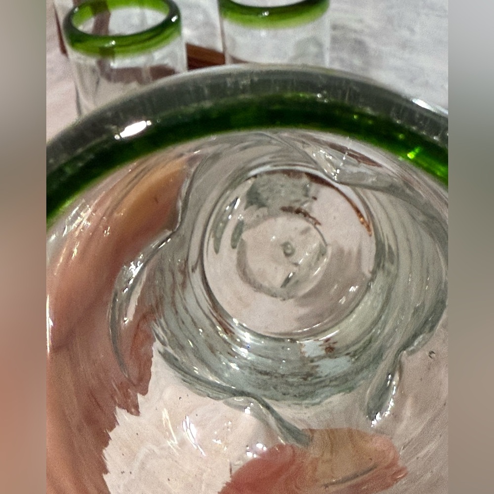 Set of mid Century Hand Blown Emerald Green Glass Tumbler High Ball Glass Set. - Picture 5 of 10
